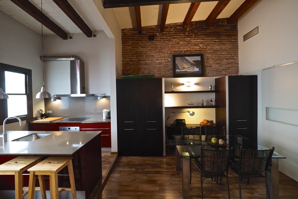 Gracia Terrace Design Apartment