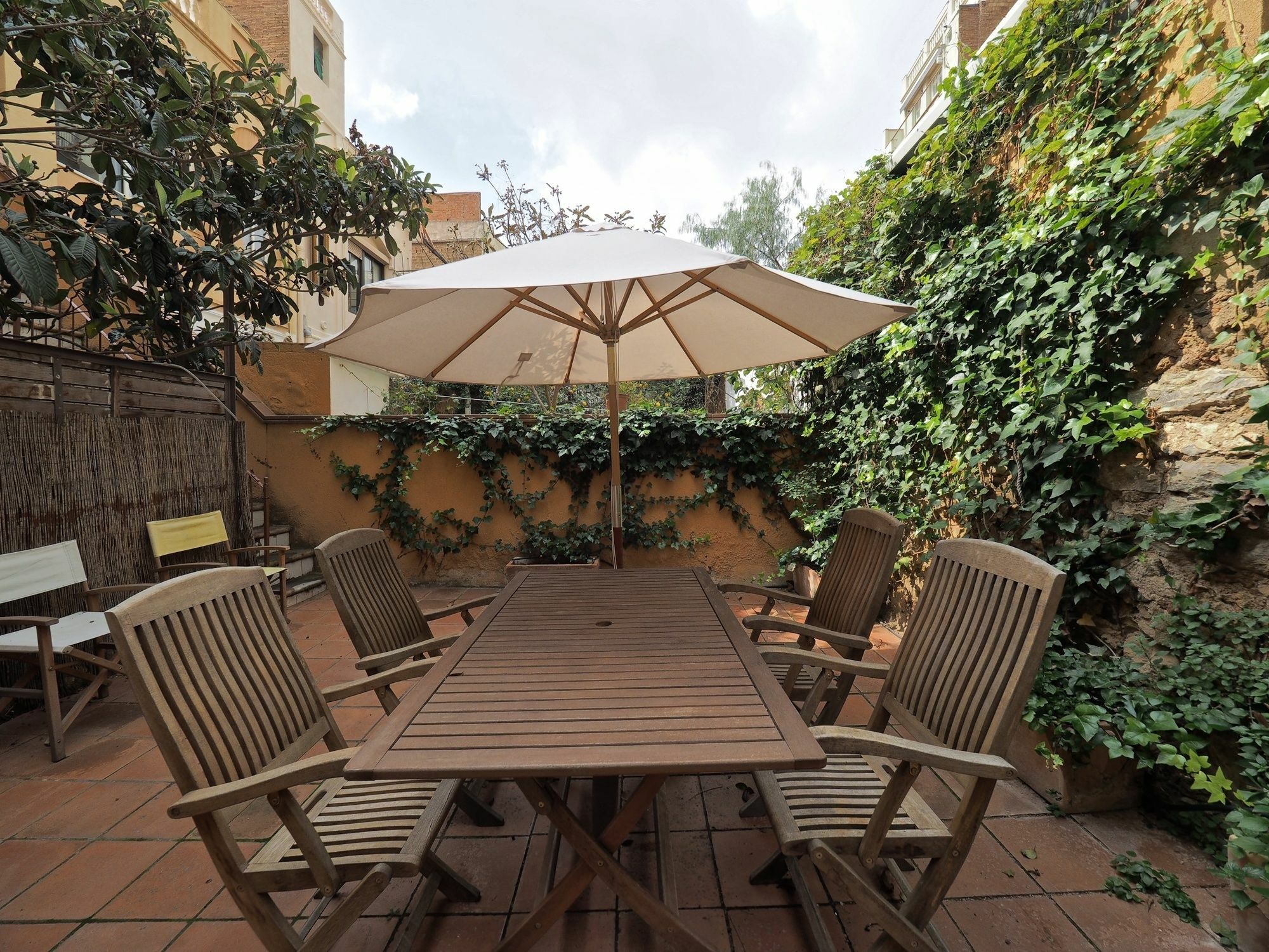 Gracia Terrace Design Apartment Barcelona